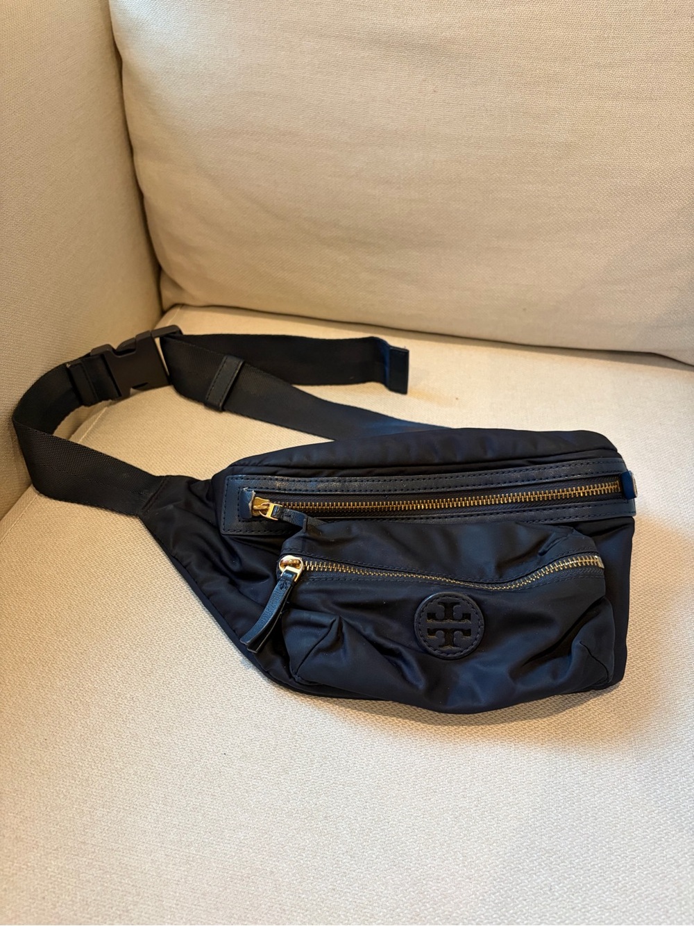 Tory Burch Black Nylon Belt Bag Fanny Pack Crossbody Gold Hardware